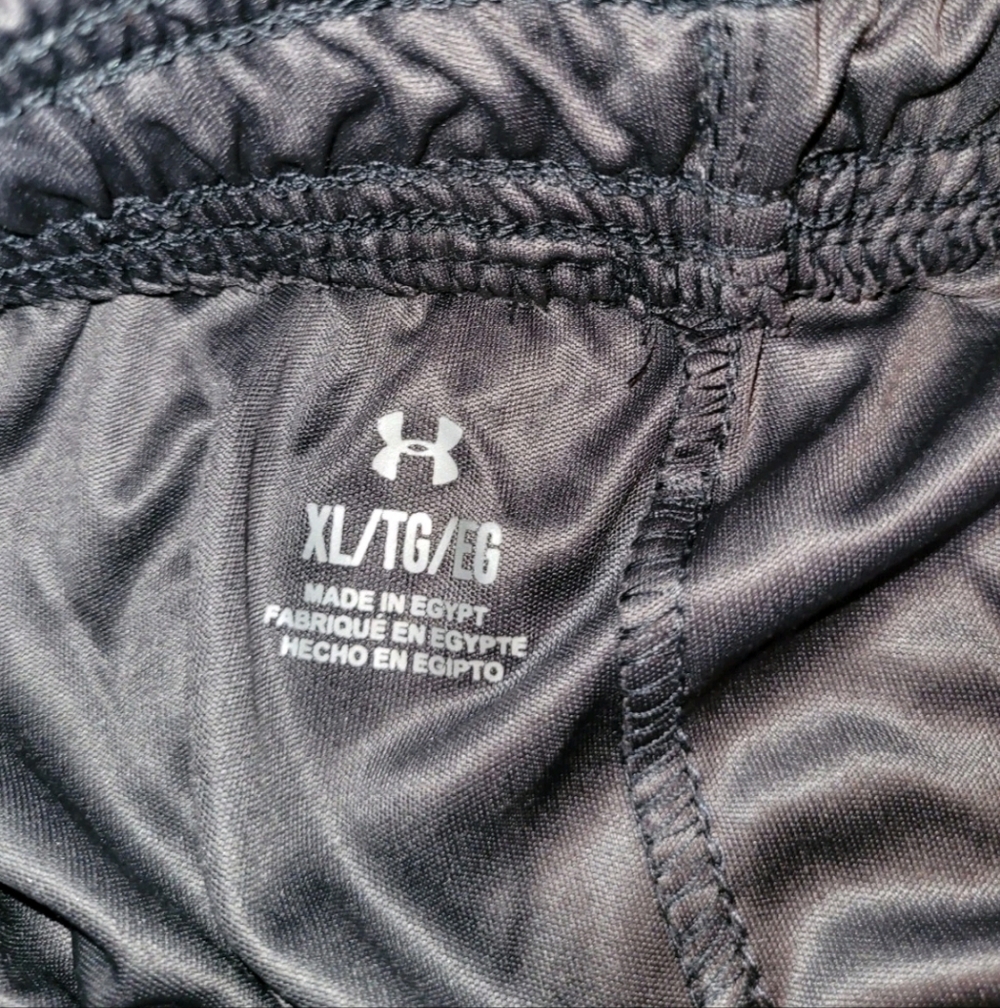Under Armour Mens XL UA Tech WM Graphic Shorts Gray Dazzle Shiny Athletic Gym - Picture 6 of 10